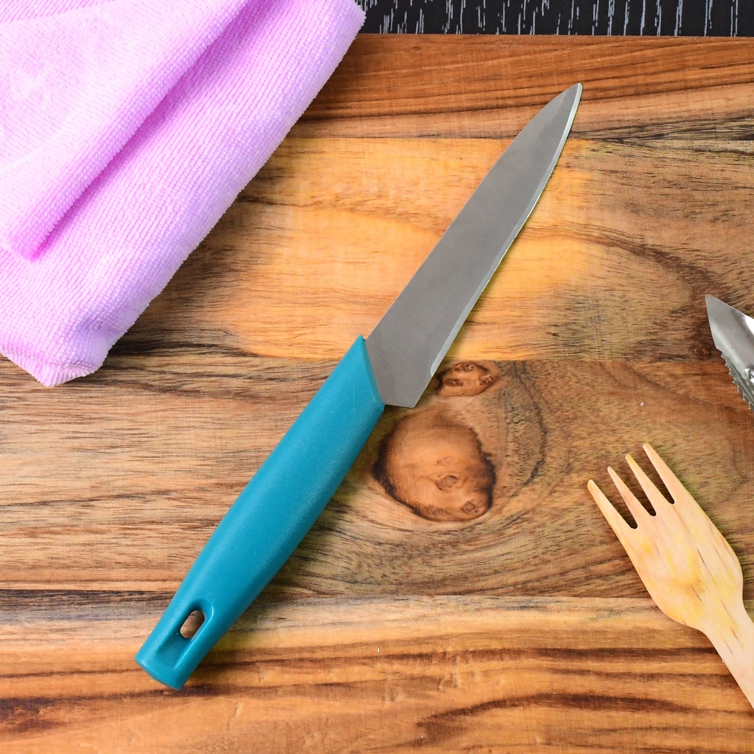 Supermom Premium Stainless Steel Kitchen Utility Knife (1 Pc) Supermom Premium Stainless Steel Kitchen Utility Knife (1 Pc)